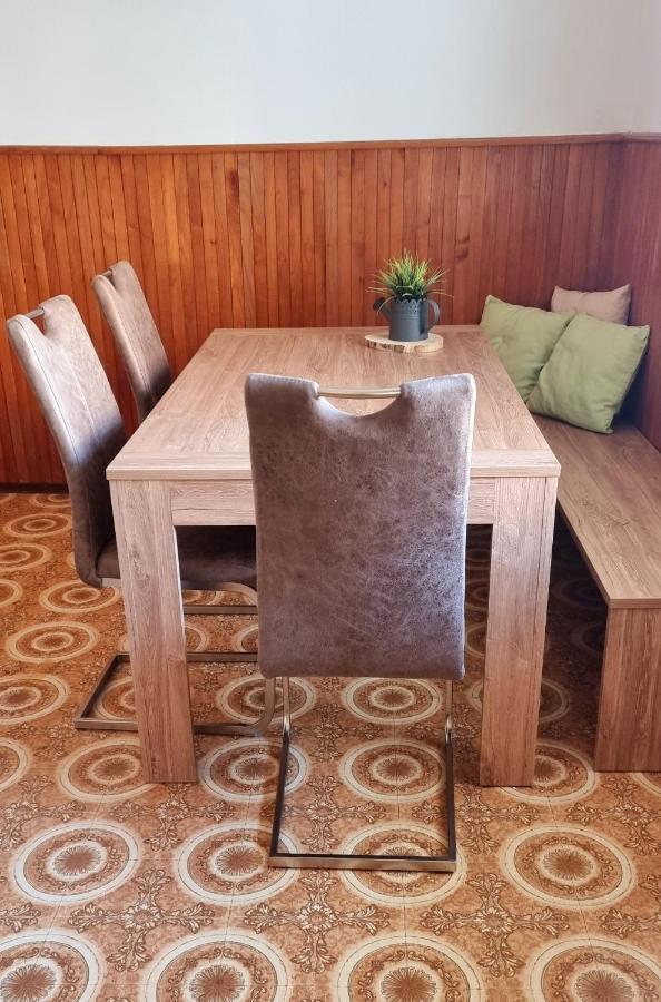 Apartma Metka *